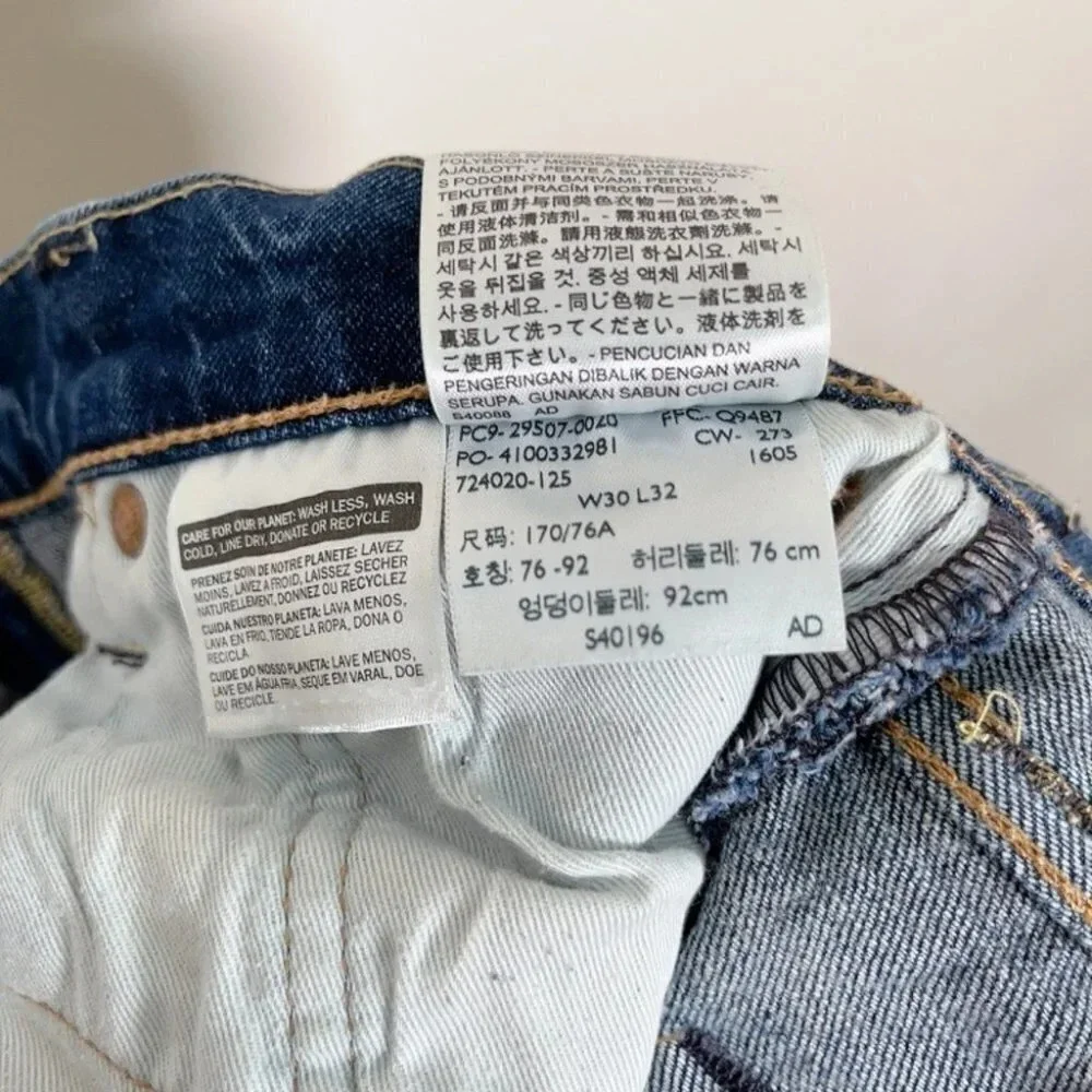 Levi's 502 Regular Taper  Jeans